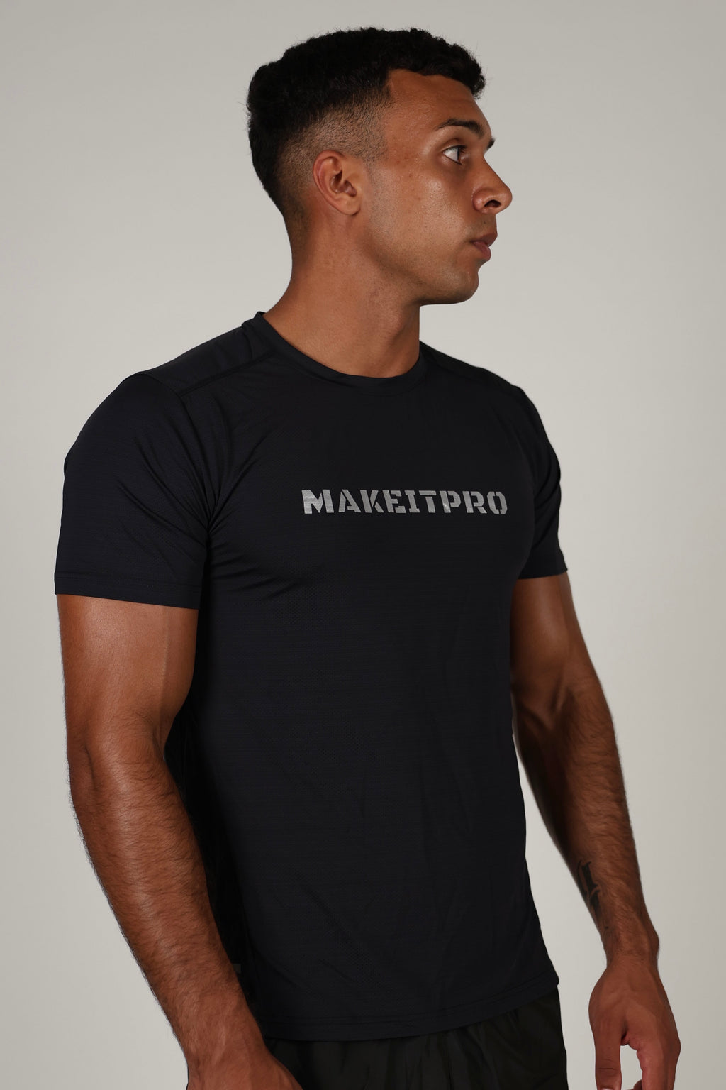 MakeItPro Apex High Performance T-shirt